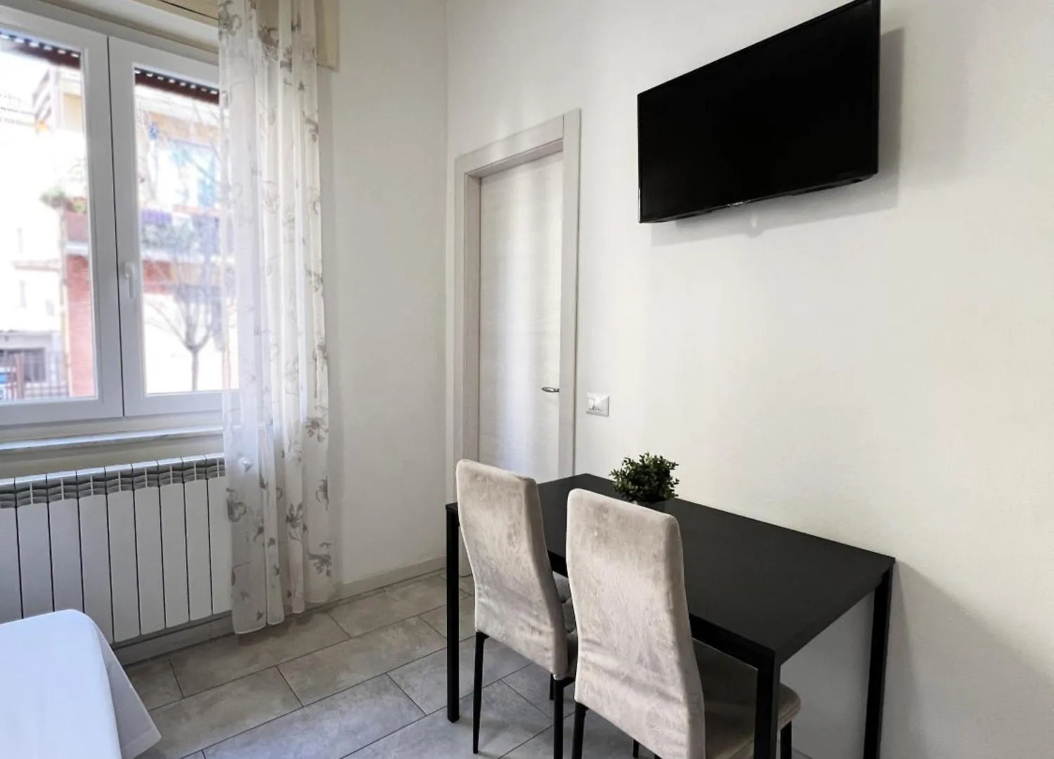 Palazzo Elios Aparthotel Parma